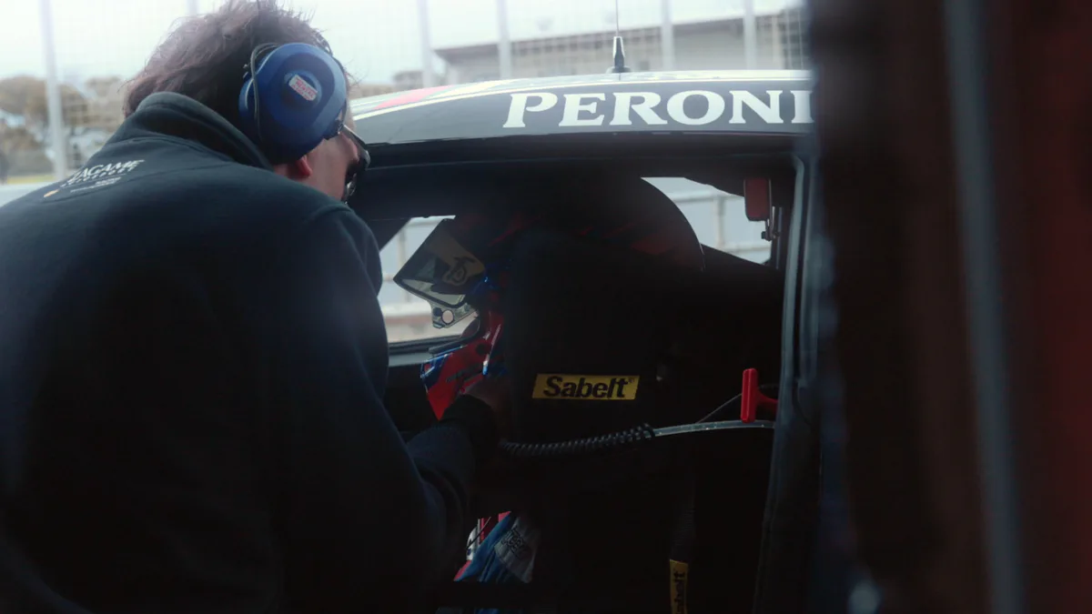 Ferrari Club Australia trackday film: Challenge cars in pit lane at Phillip Island